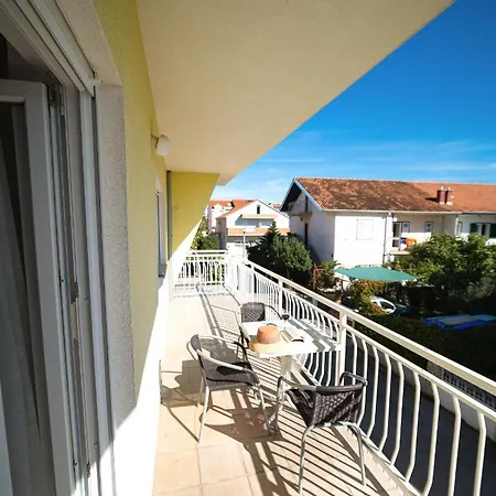 شقة M&s فوديس